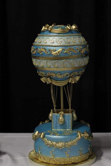 Hot air balloon cake